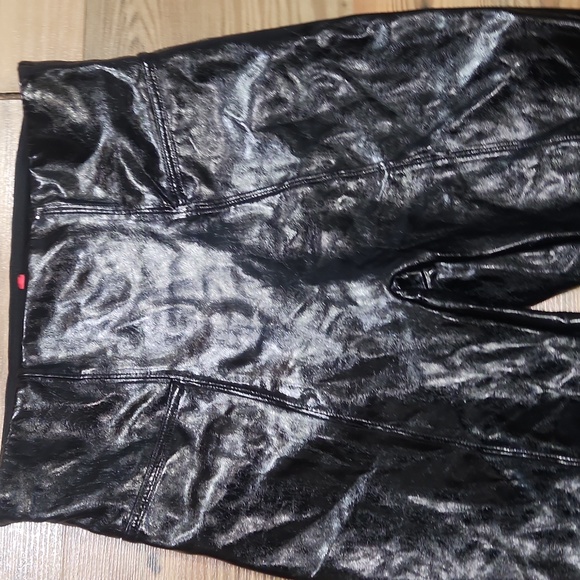 SPANX Black Faux Patent Leather Shiny Liquid Latex Leggings Small - Picture 3 of 6
